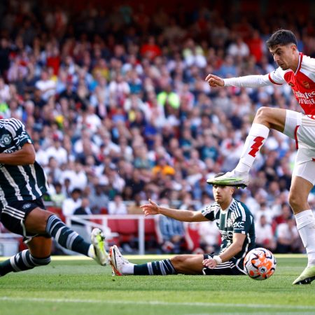 Hạ MU – Arsenal vào Top 5 Ngoại hạng Anh