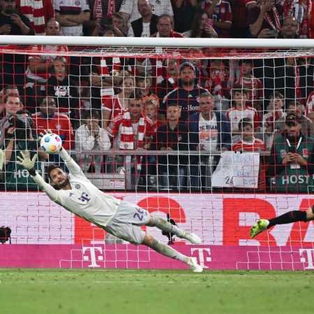 Bayern Munich đánh rơi chiến thắng trên sân nhà ở phút bù giờ